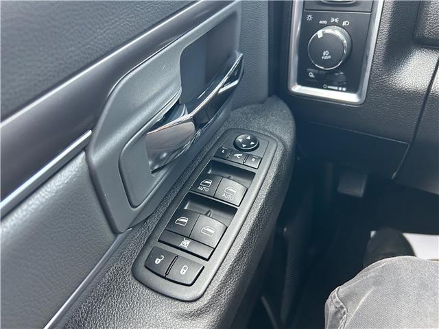 2022 RAM 1500 Classic SLT (Stk: U3860) in Hanover - Image 12 of 19