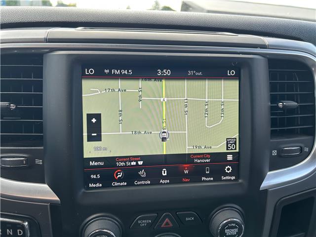 2022 RAM 1500 Classic SLT (Stk: U3860) in Hanover - Image 15 of 19
