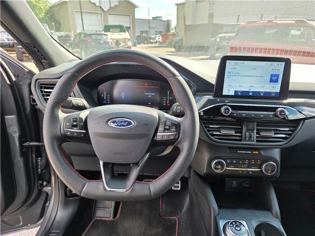 2023 Ford Escape ST-Line in Kemptville - Image 6 of 16 2023 Ford Escape ST-Line in Kemptville - Image 6 of 16