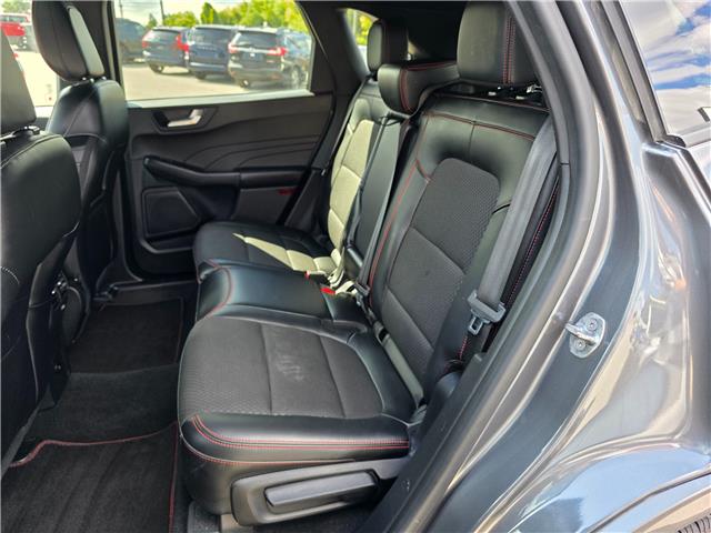 2023 Ford Escape ST-Line in Kemptville - Image 13 of 16 2023 Ford Escape ST-Line in Kemptville - Image 13 of 16
