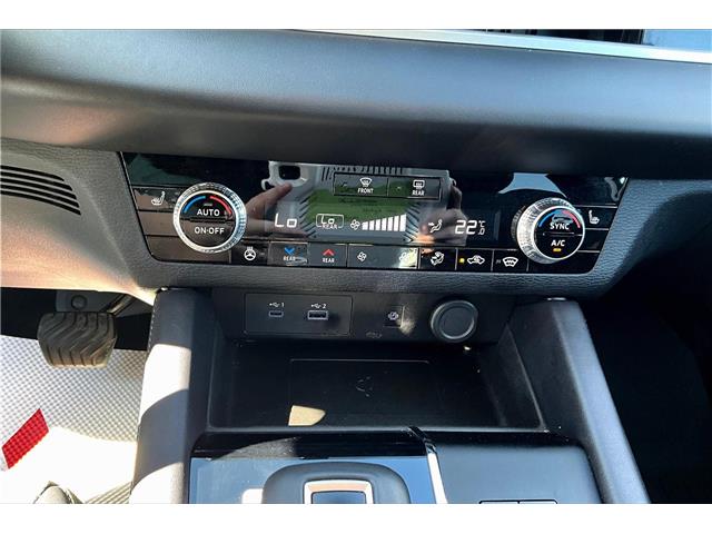 2024 Mitsubishi Outlander Plug-In Hybrid LE (Stk: 25P8647A) in Cranbrook - Image 24 of 30