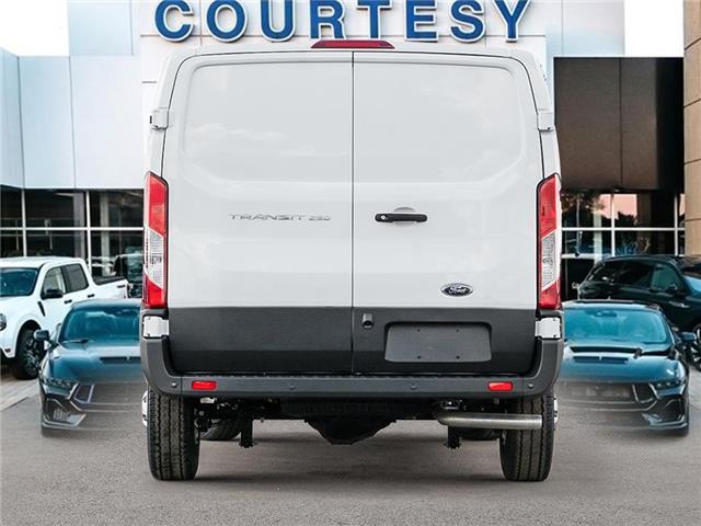 2025 Ford Transit-250 Cargo Base (Stk: 25CT2974) in London - Image 5 of 22