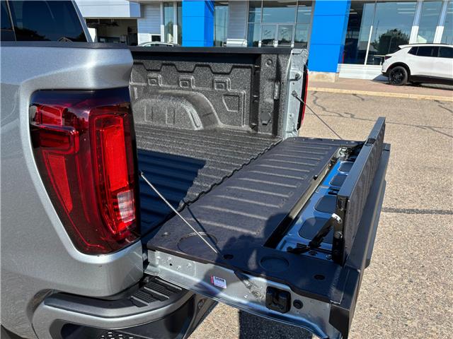 2026 GMC Sierra 1500 Denali (Stk: 35962) in Renfrew - Image 9 of 40
