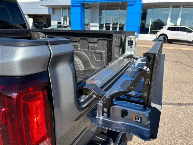 2026 GMC Sierra 1500 Denali (Stk: 35962) in Renfrew - Image 11 of 40