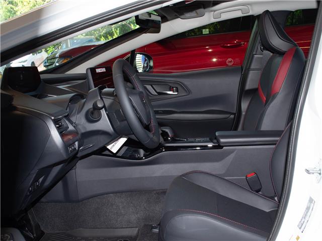2026 Toyota Prius Plug-In Hybrid XSE (Stk: 26323) in Kingston - Image 8 of 14