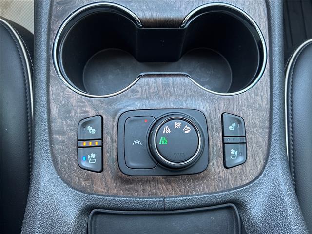 2023 GMC Acadia Denali (Stk: 142141) in London - Image 11 of 17