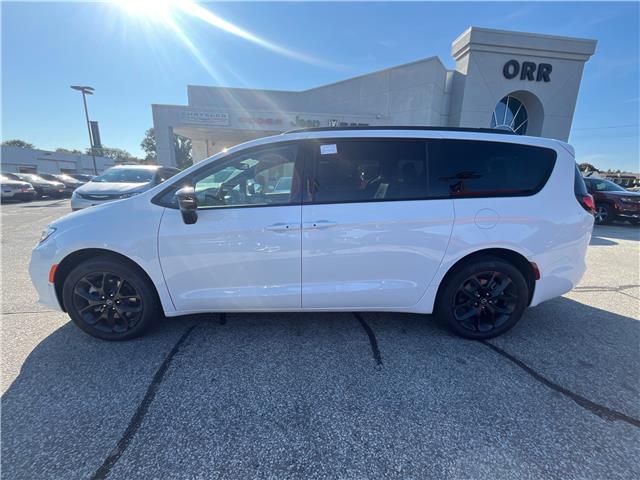 2026 Chrysler Pacifica Limited (Stk: 26-104) in Sarnia - Image 2 of 25