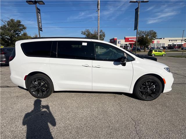 2026 Chrysler Pacifica Limited (Stk: 26-104) in Sarnia - Image 5 of 25