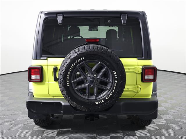 2024 Jeep Wrangler Sport (Stk: 25J151A) in Calgary - Image 7 of 22 2024 Jeep Wrangler Sport (Stk: 25J151A) in Calgary - Image 7 of 22