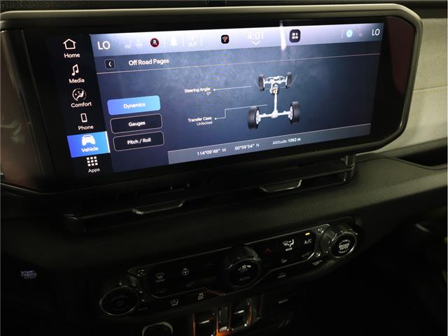 2024 Jeep Wrangler Sport (Stk: 25J151A) in Calgary - Image 18 of 22 2024 Jeep Wrangler Sport (Stk: 25J151A) in Calgary - Image 18 of 22