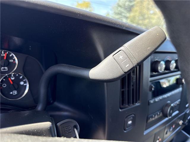 2023 GMC Savana Cutaway (Stk: ATNP5209) in Vaughan - Image 17 of 29 2023 GMC Savana Cutaway (Stk: ATNP5209) in Vaughan - Image 17 of 29