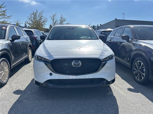 2025 Mazda CX-5 Sport Design (Stk: 733065) in Surrey - Image 2 of 5