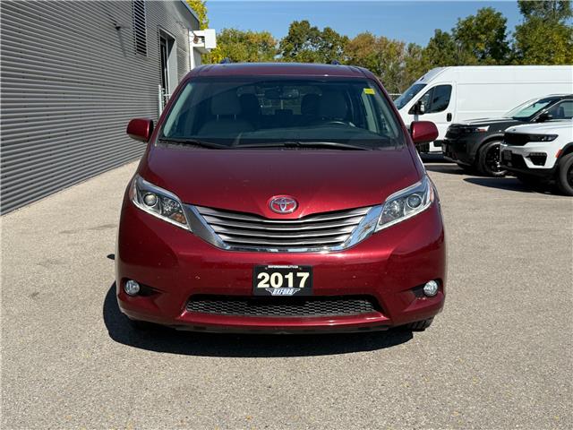 2017 Toyota Sienna XLE 7 Passenger (Stk: U10881A) in London - Image 2 of 18 2017 Toyota Sienna XLE 7 Passenger (Stk: U10881A) in London - Image 2 of 18