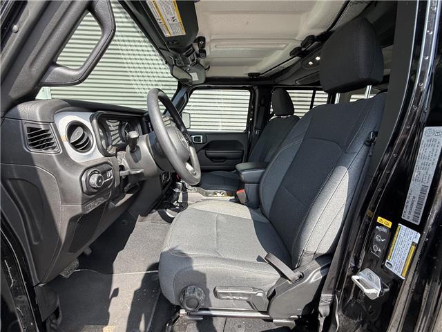 2024 Jeep Wrangler Sport (Stk: U11000) in London - Image 8 of 21