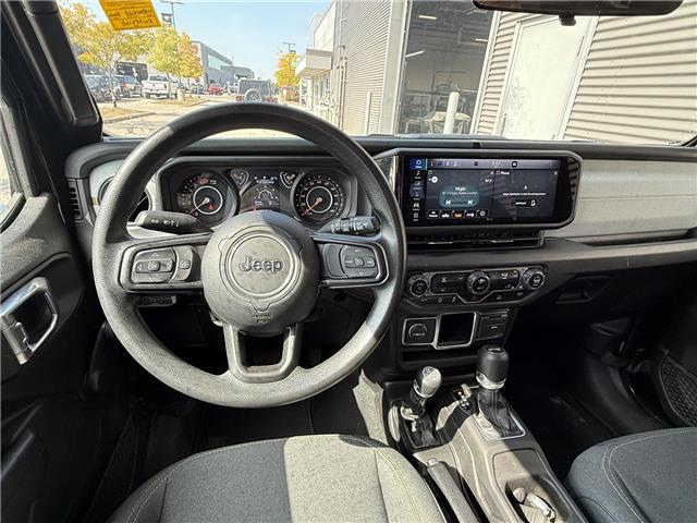 2024 Jeep Wrangler Sport (Stk: U11000) in London - Image 15 of 21