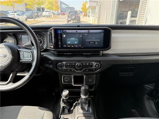 2024 Jeep Wrangler Sport (Stk: U11000) in London - Image 17 of 21
