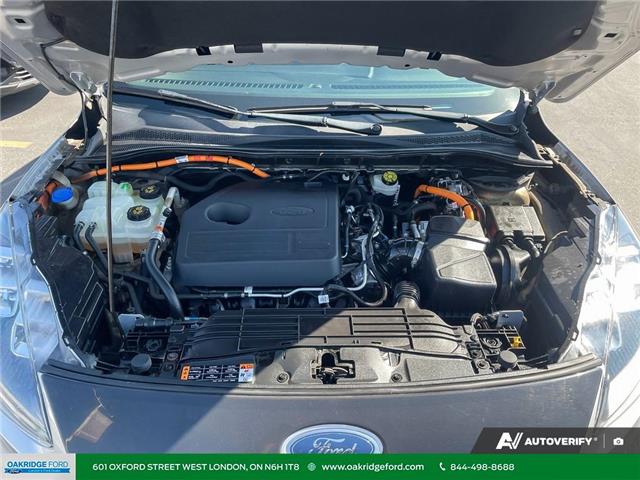 2020 Ford Escape Titanium Hybrid (Stk: U16509) in London - Image 12 of 29