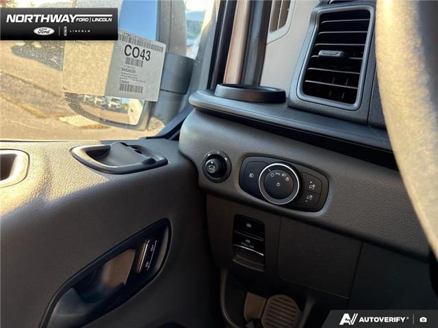 2025 Ford Transit-250 Cargo Base (Stk: 5TN0228) in Brantford - Image 14 of 22