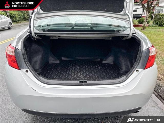 2018 Toyota Corolla CE (Stk: 108422) in North Vancouver - Image 11 of 24