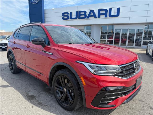 2024 Volkswagen Tiguan Comfortline R-Line Black Edition (Stk: P2085) in Newmarket - Image 1 of 25