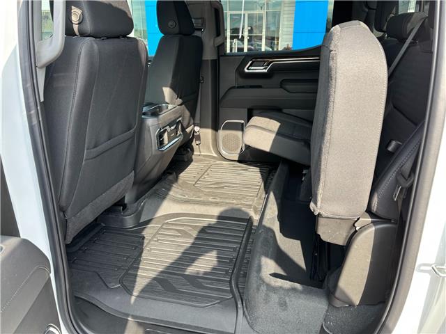 2026 GMC Sierra 1500 Elevation (Stk: 35933) in Renfrew - Image 32 of 40