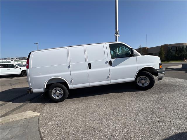 2025 Chevrolet Express 2500 Work Van (Stk: S1236630) in Calgary - Image 6 of 18 2025 Chevrolet Express 2500 Work Van (Stk: S1236630) in Calgary - Image 6 of 18