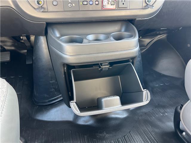 2025 Chevrolet Express 2500 Work Van (Stk: S1236630) in Calgary - Image 15 of 18 2025 Chevrolet Express 2500 Work Van (Stk: S1236630) in Calgary - Image 15 of 18