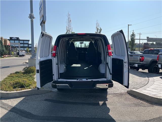 2025 Chevrolet Express 2500 Work Van (Stk: S1236630) in Calgary - Image 18 of 18 2025 Chevrolet Express 2500 Work Van (Stk: S1236630) in Calgary - Image 18 of 18