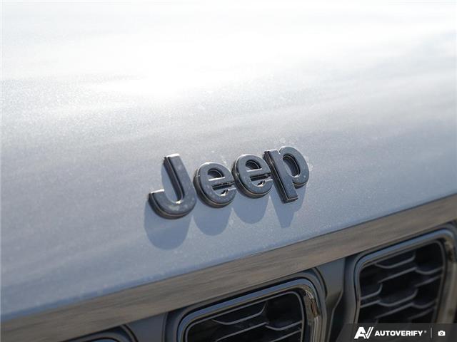 2025 Jeep Grand Cherokee Laredo (Stk: S4030) in Hamilton - Image 9 of 26