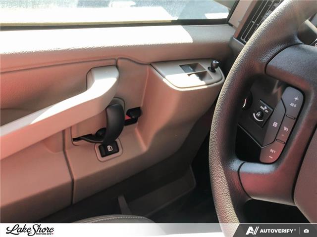 2025 GMC Savana 2500 Work Van (Stk: 25-240) in Kirkland Lake - Image 10 of 17
