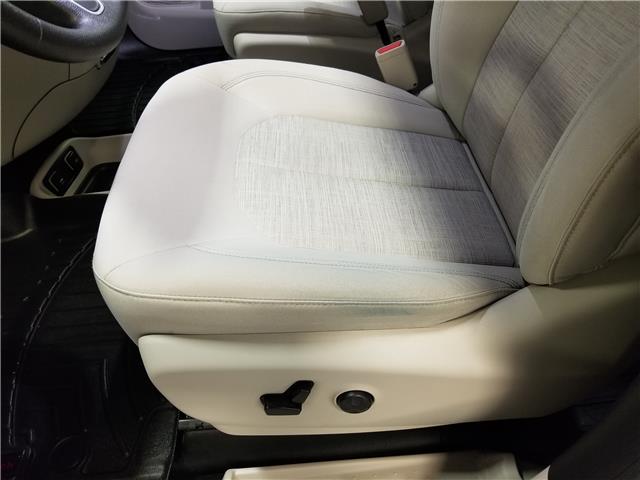 2018 Chrysler Pacifica Hybrid Touring Plus (Stk: W4840) in Mississauga - Image 11 of 26 2018 Chrysler Pacifica Hybrid Touring Plus (Stk: W4840) in Mississauga - Image 11 of 26