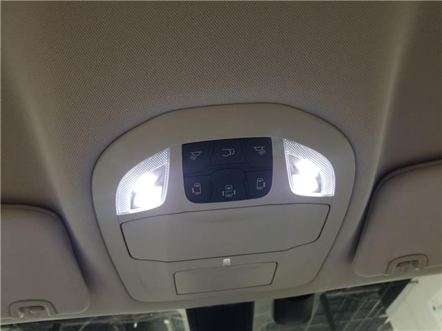 2018 Chrysler Pacifica Hybrid Touring Plus (Stk: W4840) in Mississauga - Image 15 of 26 2018 Chrysler Pacifica Hybrid Touring Plus (Stk: W4840) in Mississauga - Image 15 of 26