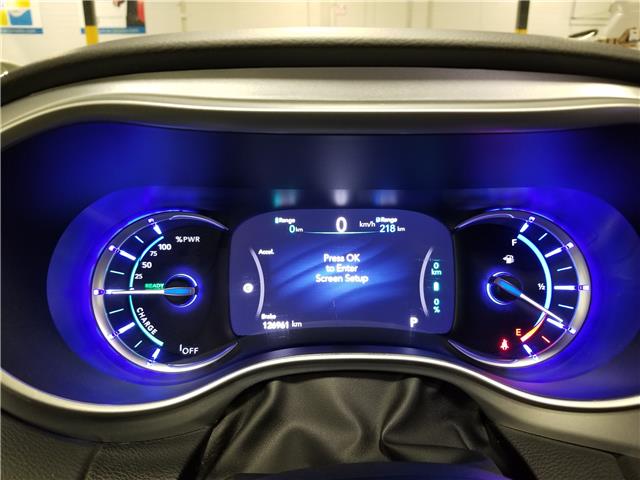 2018 Chrysler Pacifica Hybrid Touring Plus (Stk: W4840) in Mississauga - Image 16 of 26 2018 Chrysler Pacifica Hybrid Touring Plus (Stk: W4840) in Mississauga - Image 16 of 26