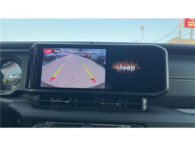 2024 Jeep Wrangler 4xe Sahara (Stk: TR204A) in Kamloops - Image 18 of 29 2024 Jeep Wrangler 4xe Sahara (Stk: TR204A) in Kamloops - Image 18 of 29