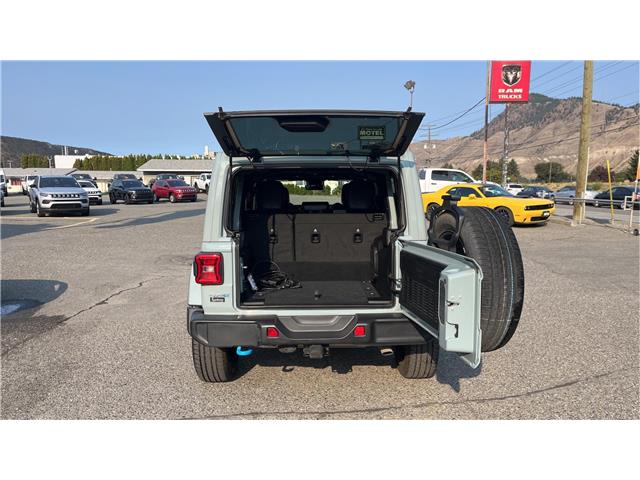 2024 Jeep Wrangler 4xe Sahara (Stk: TR204A) in Kamloops - Image 28 of 29 2024 Jeep Wrangler 4xe Sahara (Stk: TR204A) in Kamloops - Image 28 of 29