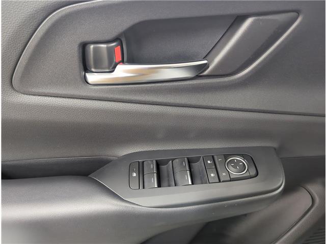 2026 Toyota Prius Plug-In Hybrid XSE (Stk: 10118105) in Markham - Image 13 of 34