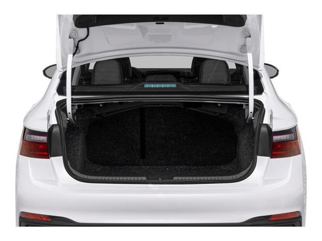 2025 Volkswagen Jetta Comfortline (Stk: SJ108897) in Vancouver - Image 8 of 11