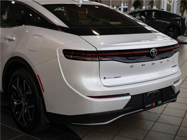 2026 Toyota Crown Limited (Stk: CR2045) in Windsor - Image 5 of 24