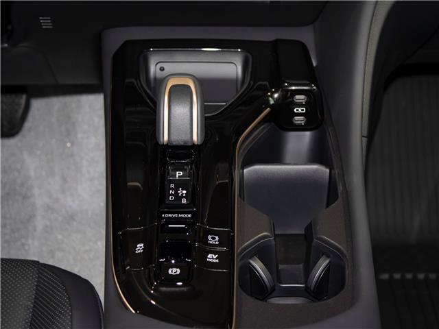 2026 Toyota Crown Limited (Stk: CR2045) in Windsor - Image 16 of 24