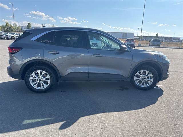 2023 Ford Escape Active (Stk: UA19766K) in Cranbrook - Image 6 of 18