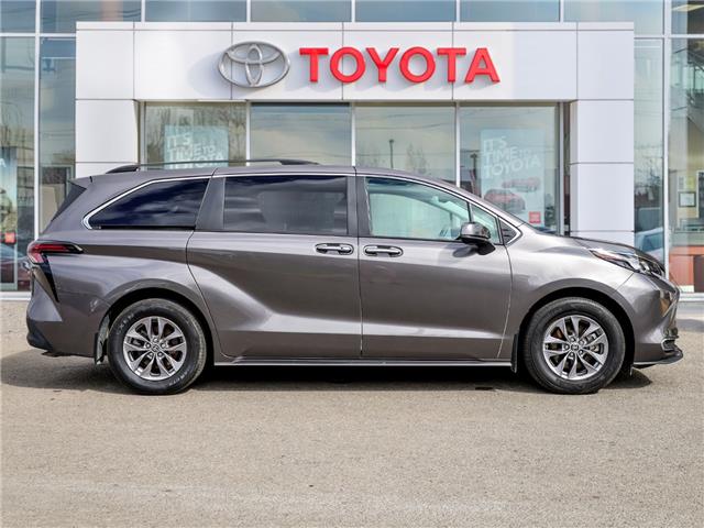 2024 Toyota Sienna XLE 8-Passenger (Stk: 6362) in Welland - Image 3 of 27