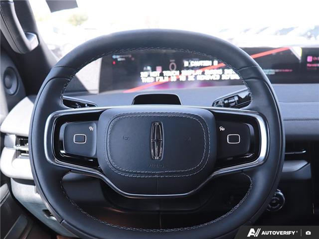 2025 Lincoln Navigator L Reserve (Stk: 6-25NV0652) in Whitby - Image 16 of 32