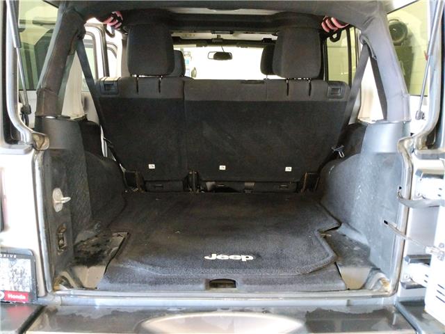 2016 Jeep Wrangler Unlimited Sport (Stk: 3818B) in Lethbridge - Image 13 of 23