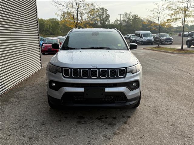 2026 Jeep Compass North (Stk: 26014) in London - Image 2 of 23