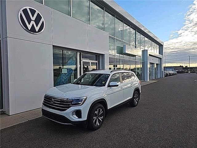 2025 Volkswagen Atlas 2.0 TSI Comfortline (Stk: 25221) in Lethbridge - Image 1 of 30