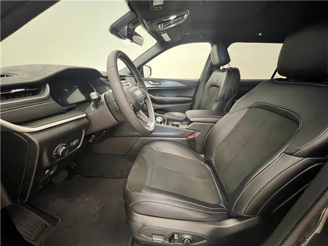 2025 Jeep Grand Cherokee L Laredo (Stk: 8748479) in Courtenay - Image 11 of 19