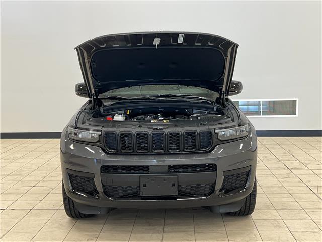 2025 Jeep Grand Cherokee L Laredo (Stk: 8748479) in Courtenay - Image 9 of 19