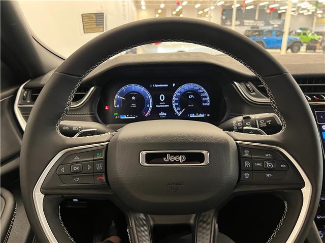 2025 Jeep Grand Cherokee L Laredo (Stk: 8748479) in Courtenay - Image 15 of 19