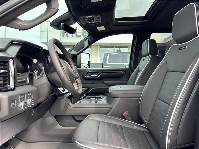 2026 GMC Sierra 2500HD AT4X (Stk: 26087) in Temiskaming Shores - Image 9 of 15
