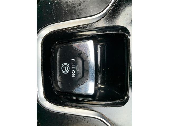 2019 Jeep Cherokee Limited (Stk: J483458) in Scarborough - Image 22 of 27